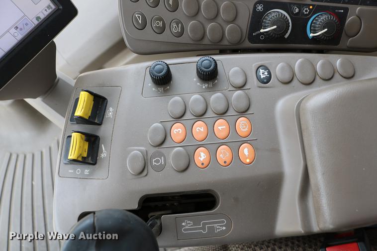 image for item DC7617 2012 John Deere S670 combine