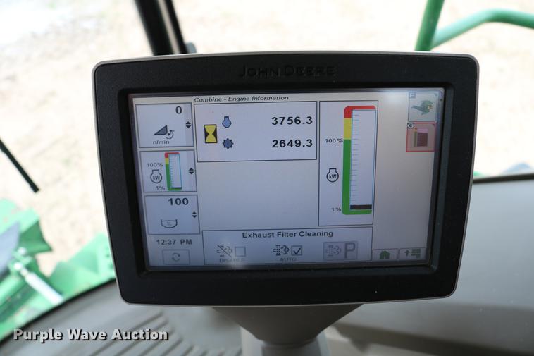 image for item DC7617 2012 John Deere S670 combine