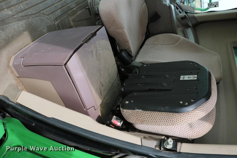 image for item DC7617 2012 John Deere S670 combine