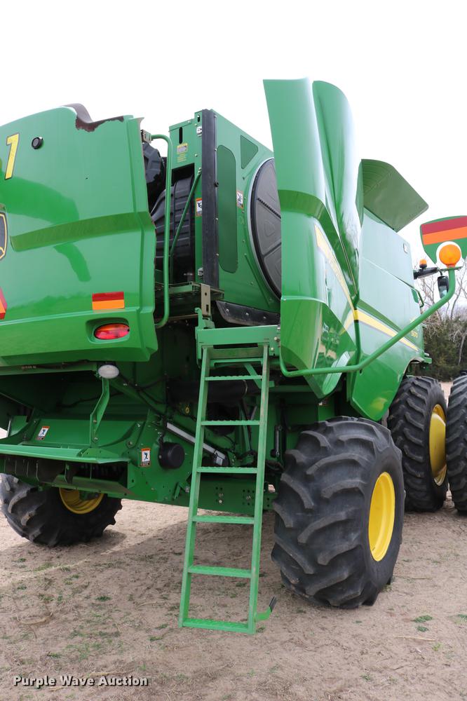 image for item DC7617 2012 John Deere S670 combine