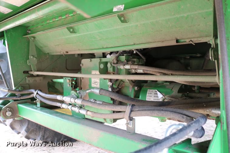 image for item DC7617 2012 John Deere S670 combine
