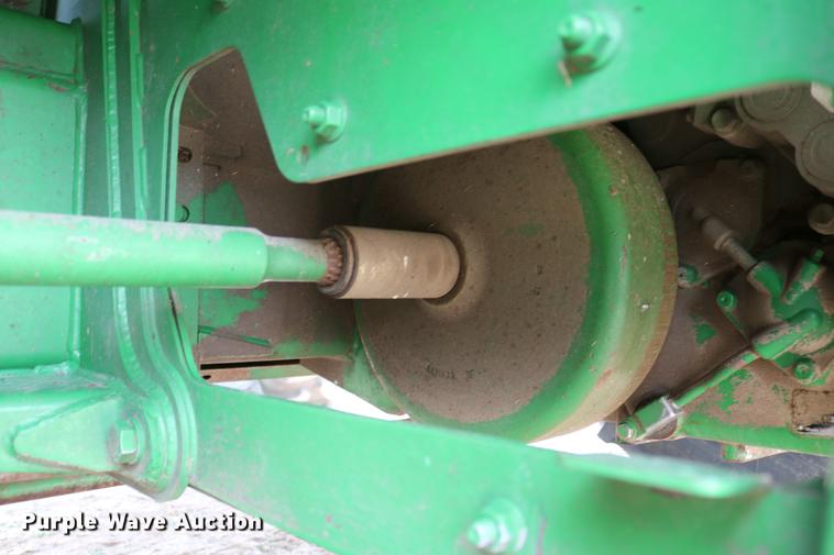 image for item DC7617 2012 John Deere S670 combine