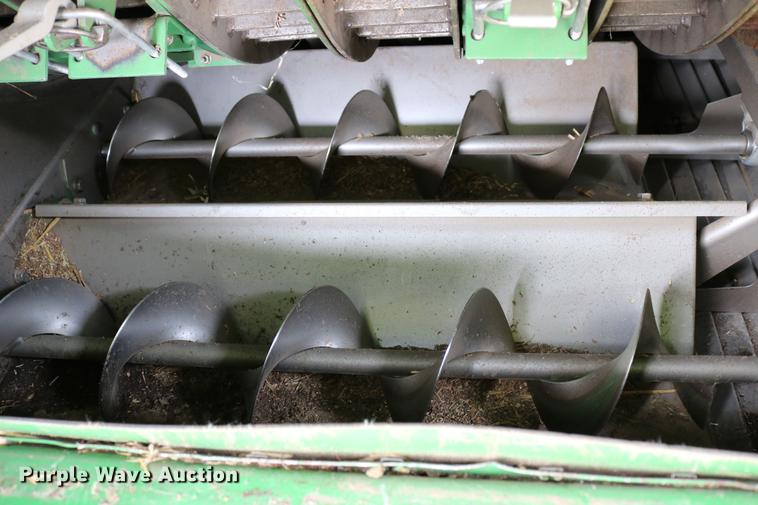 image for item DC7617 2012 John Deere S670 combine