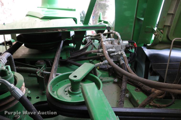 image for item DC7617 2012 John Deere S670 combine
