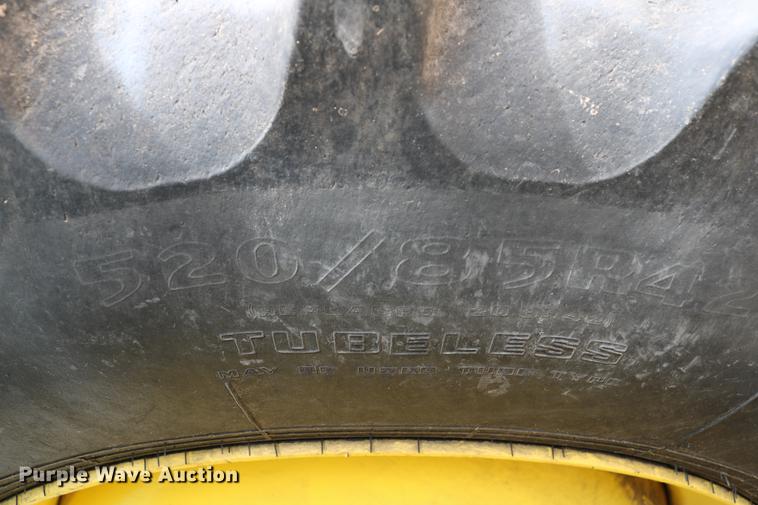 image for item DC7617 2012 John Deere S670 combine