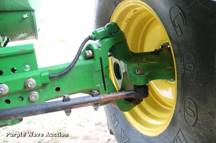 image for item DC7617 2012 John Deere S670 combine
