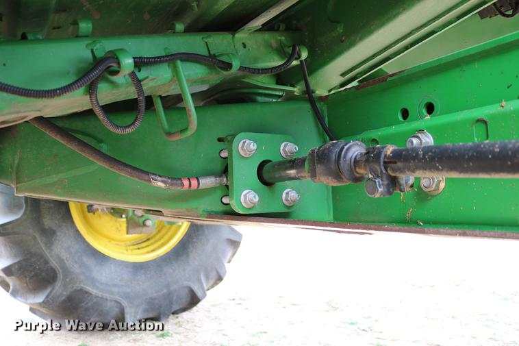 image for item DC7617 2012 John Deere S670 combine