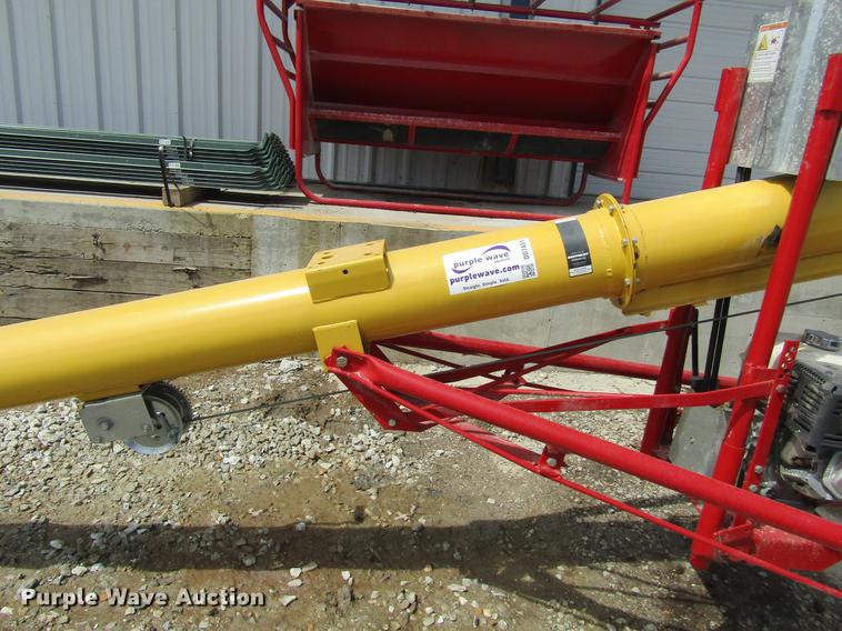 image for item DD7431 Westfield WR80-36 grain auger