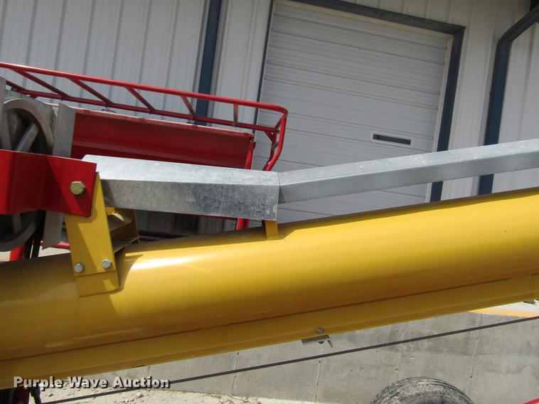 image for item DD7431 Westfield WR80-36 grain auger