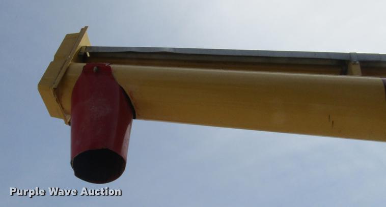 image for item DD7431 Westfield WR80-36 grain auger