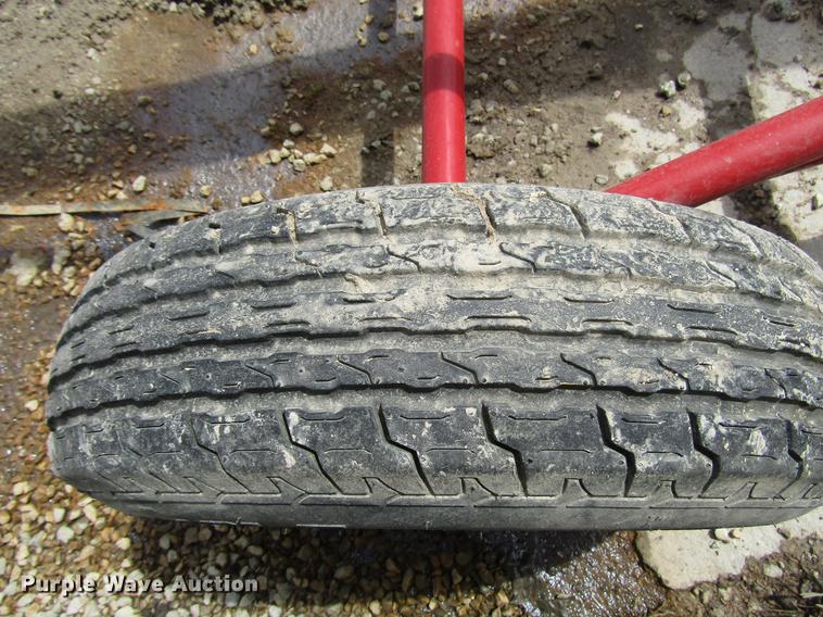 image for item DD7431 Westfield WR80-36 grain auger