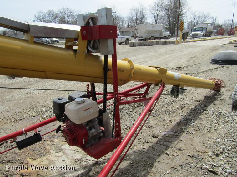 image for item DD7431 Westfield WR80-36 grain auger