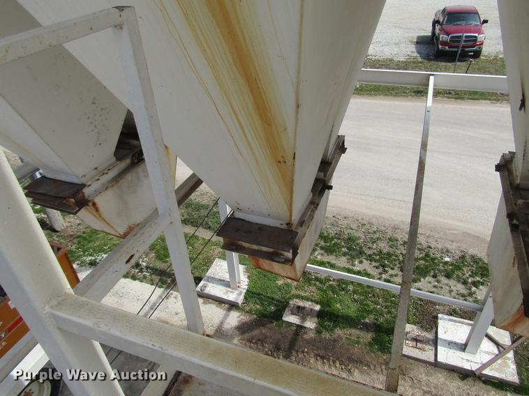 image for item DD7433 Shop built overhead grain bin
