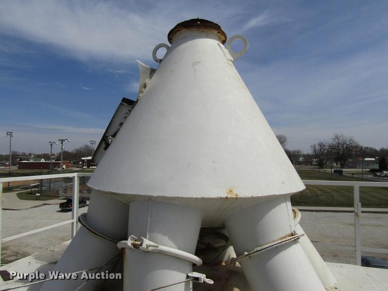 image for item DD7433 Shop built overhead grain bin
