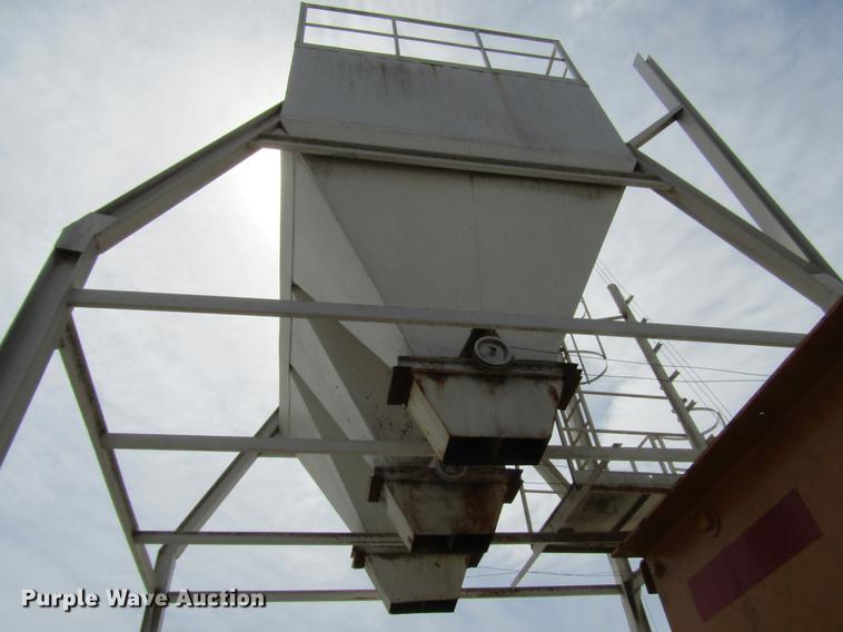 image for item DD7433 Shop built overhead grain bin