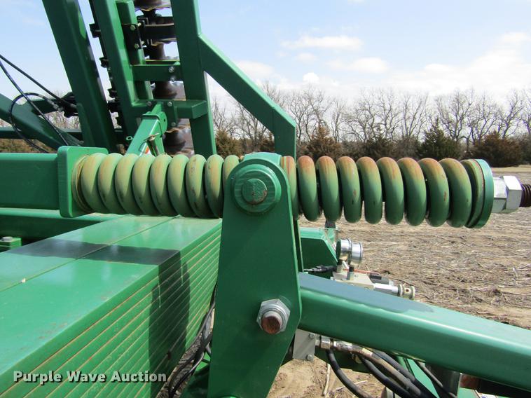 image for item DD8752 2013 Great Plains Turbo Max 3500TM vertical tillage