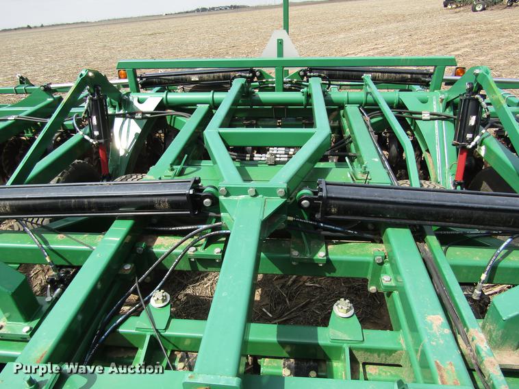 image for item DD8752 2013 Great Plains Turbo Max 3500TM vertical tillage