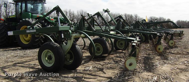 image for item DD8753 2002 QuinStar FM field cultivator
