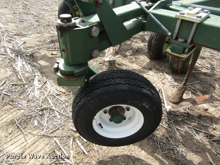 image for item DD8753 2002 QuinStar FM field cultivator