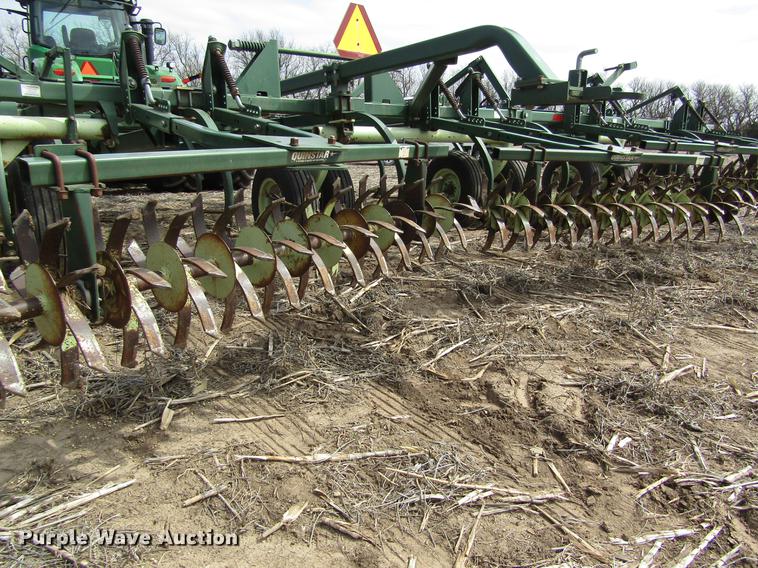 image for item DD8753 2002 QuinStar FM field cultivator