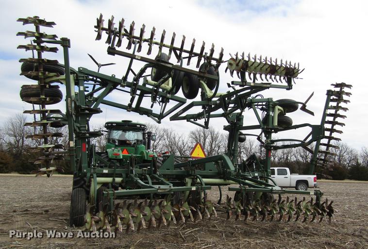 image for item DD8753 2002 QuinStar FM field cultivator