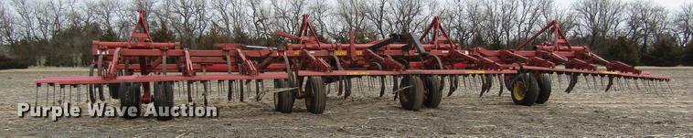 image for item DD8755 1990 Sunflower 2431-33 chisel