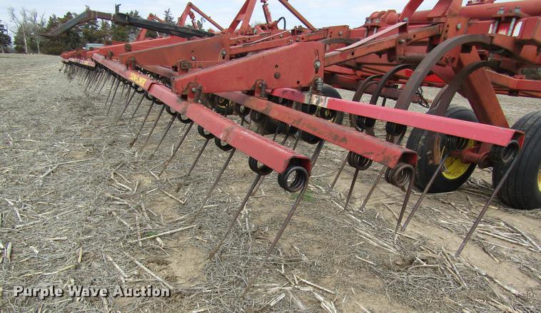 image for item DD8755 1990 Sunflower 2431-33 chisel