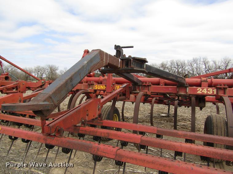 image for item DD8755 1990 Sunflower 2431-33 chisel