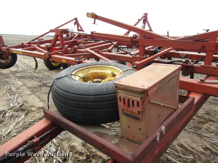 image for item DD8755 1990 Sunflower 2431-33 chisel