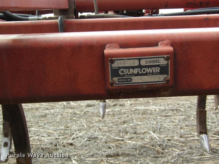 image for item DD8755 1990 Sunflower 2431-33 chisel