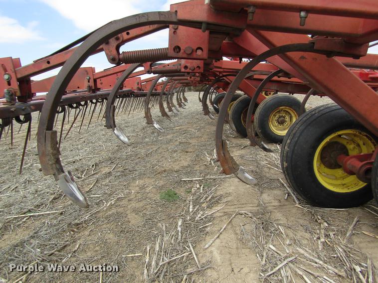 image for item DD8755 1990 Sunflower 2431-33 chisel