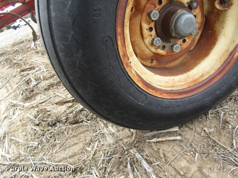 image for item DD8755 1990 Sunflower 2431-33 chisel