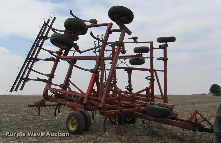 image for item DD8755 1990 Sunflower 2431-33 chisel