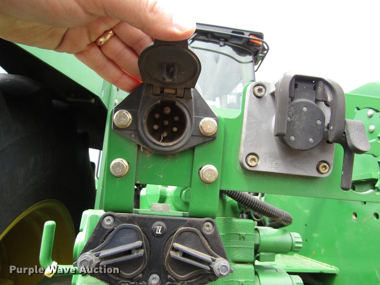 image for item DD8756 2007 John Deere 9320 4WD tractor