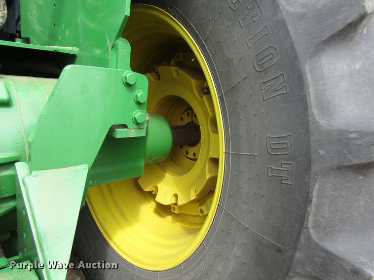 image for item DD8756 2007 John Deere 9320 4WD tractor