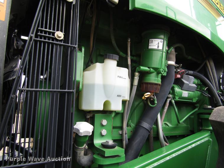 image for item DD8756 2007 John Deere 9320 4WD tractor