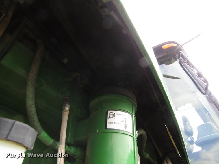 image for item DD8756 2007 John Deere 9320 4WD tractor