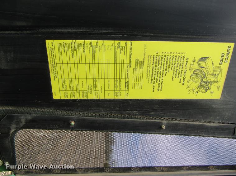 image for item DD8756 2007 John Deere 9320 4WD tractor