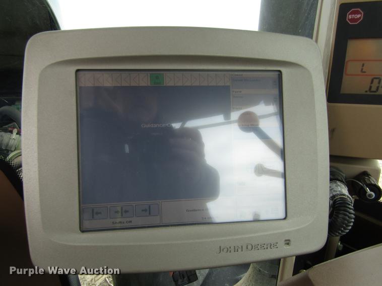 image for item DD8756 2007 John Deere 9320 4WD tractor