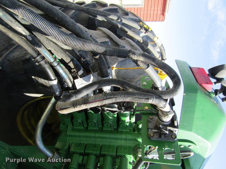 image for item DD8757 2014 John Deere 1890 air seeder