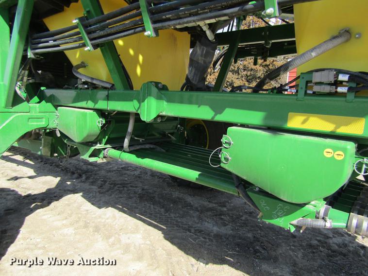 image for item DD8757 2014 John Deere 1890 air seeder