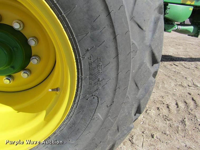 image for item DD8757 2014 John Deere 1890 air seeder