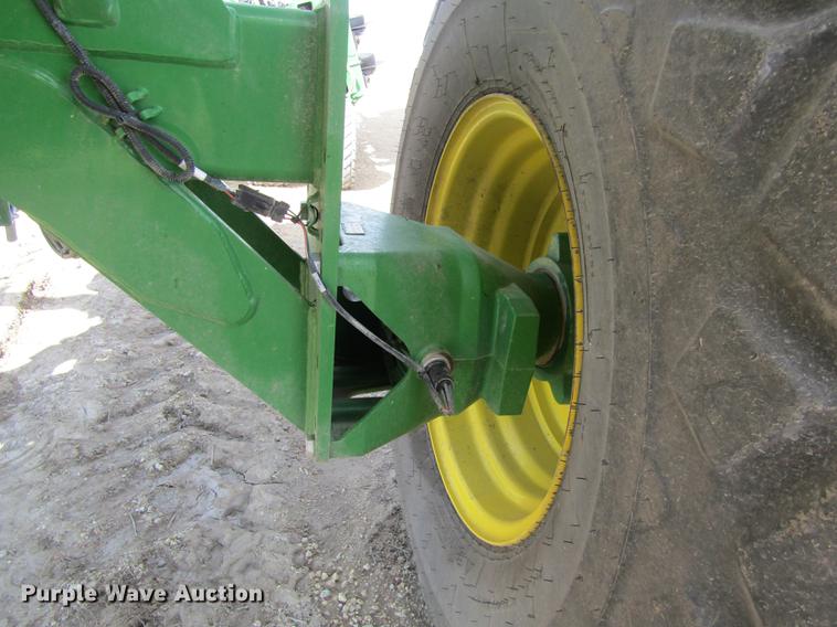 image for item DD8757 2014 John Deere 1890 air seeder