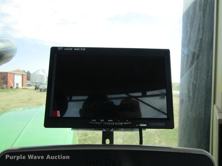 image for item DD8757 2014 John Deere 1890 air seeder