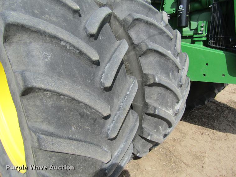 image for item DD8758 2007 John Deere 9220 4WD tractor