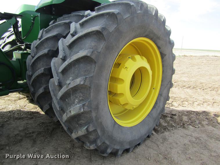 image for item DD8758 2007 John Deere 9220 4WD tractor