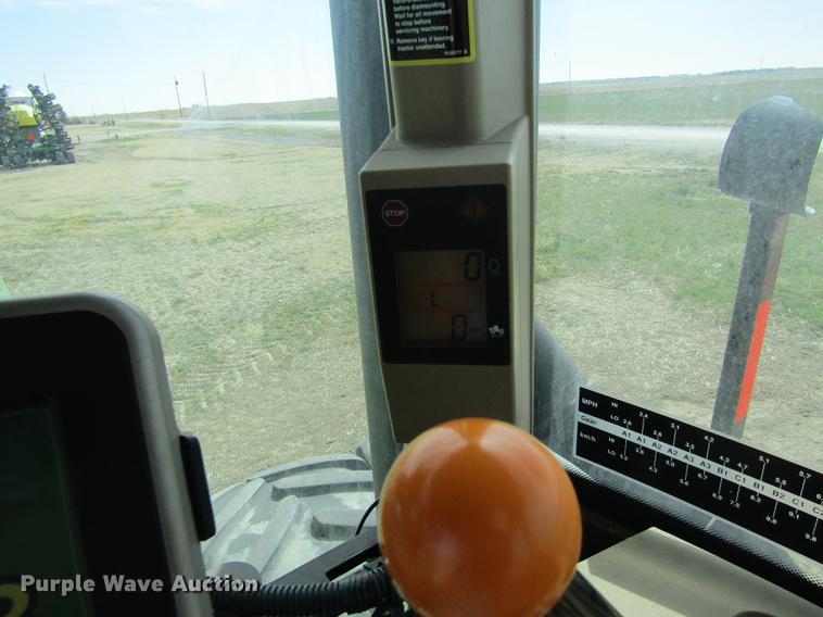 image for item DD8758 2007 John Deere 9220 4WD tractor