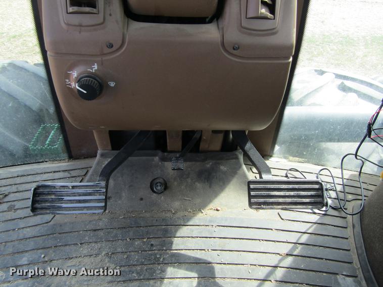 image for item DD8758 2007 John Deere 9220 4WD tractor