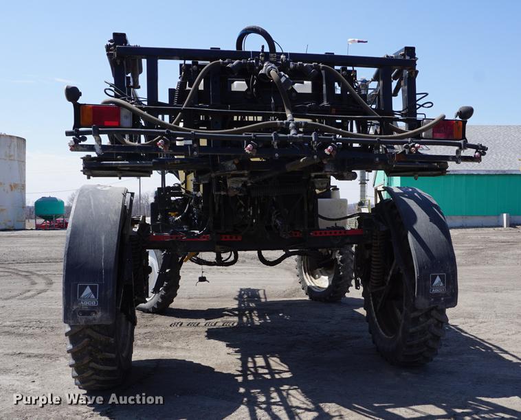 image for item DE3297 2005 SpraCoupe 7650 sprayer