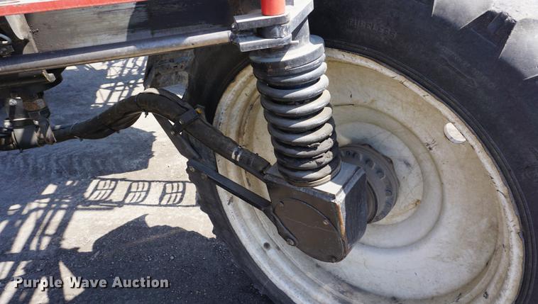 image for item DE3297 2005 SpraCoupe 7650 sprayer